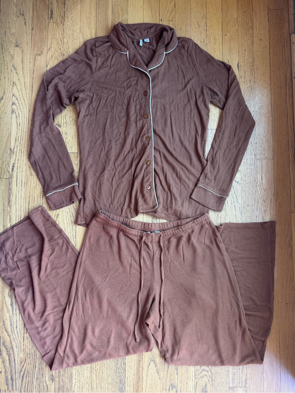 Nordstrom brown longsleeve and pants pajama set